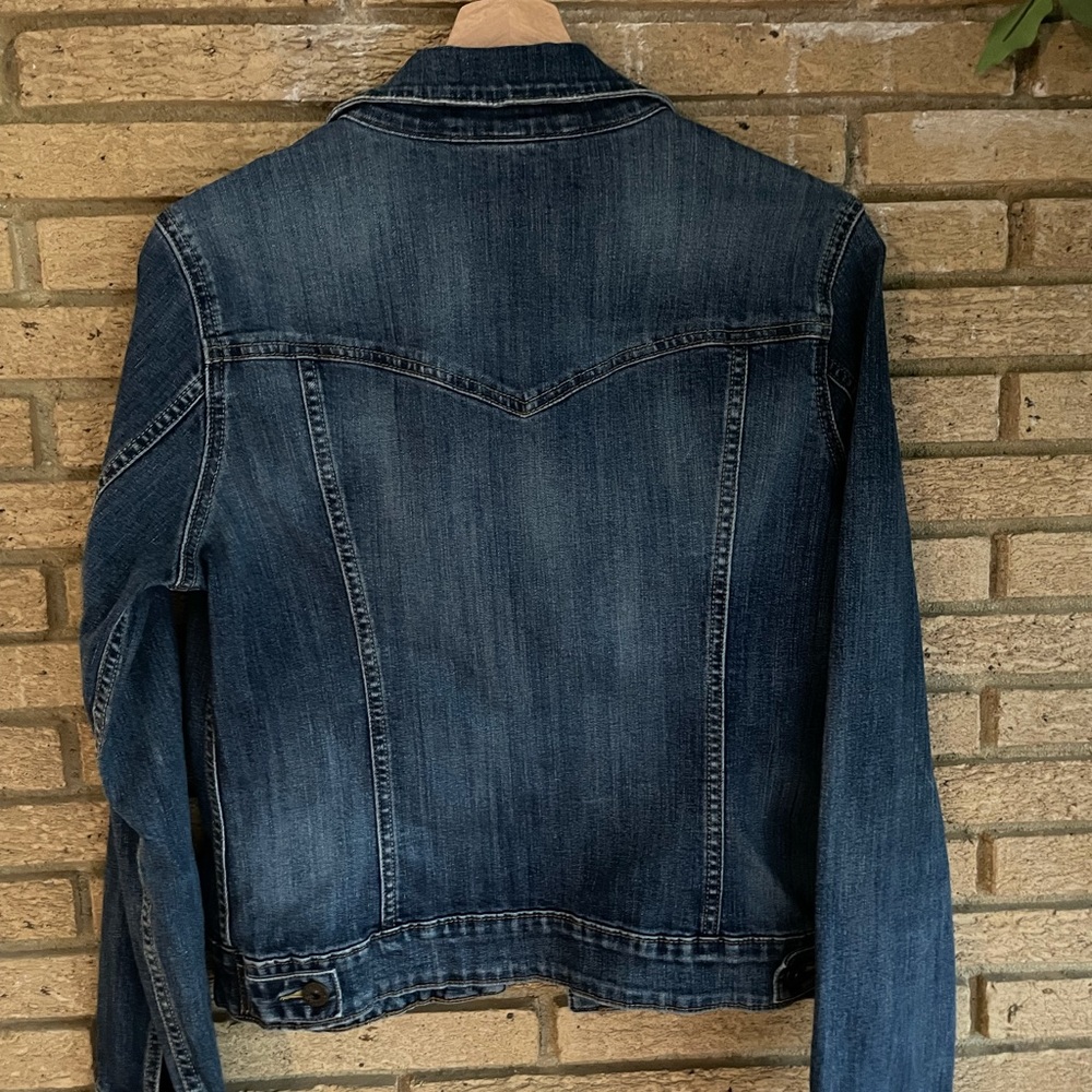 Levi’s Denim Jacket - Picture 2 of 8